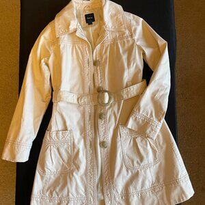 Gap KIDS Adorable Corduroy Cream with Belt Large (10)